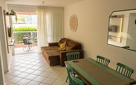 Lindo Ap condomínio Villa Giardino ótima localização .